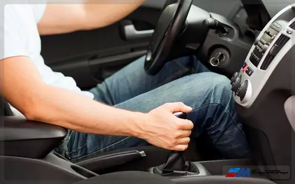 لرزش ماشین زمان نیم کلاچ